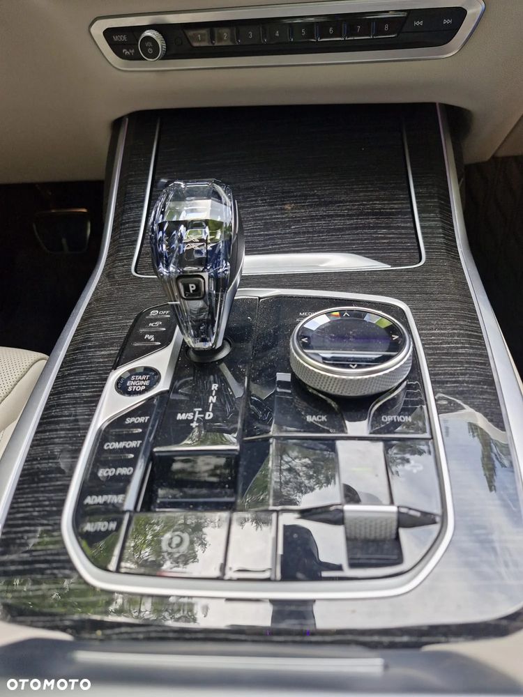 BMW X7 - 18