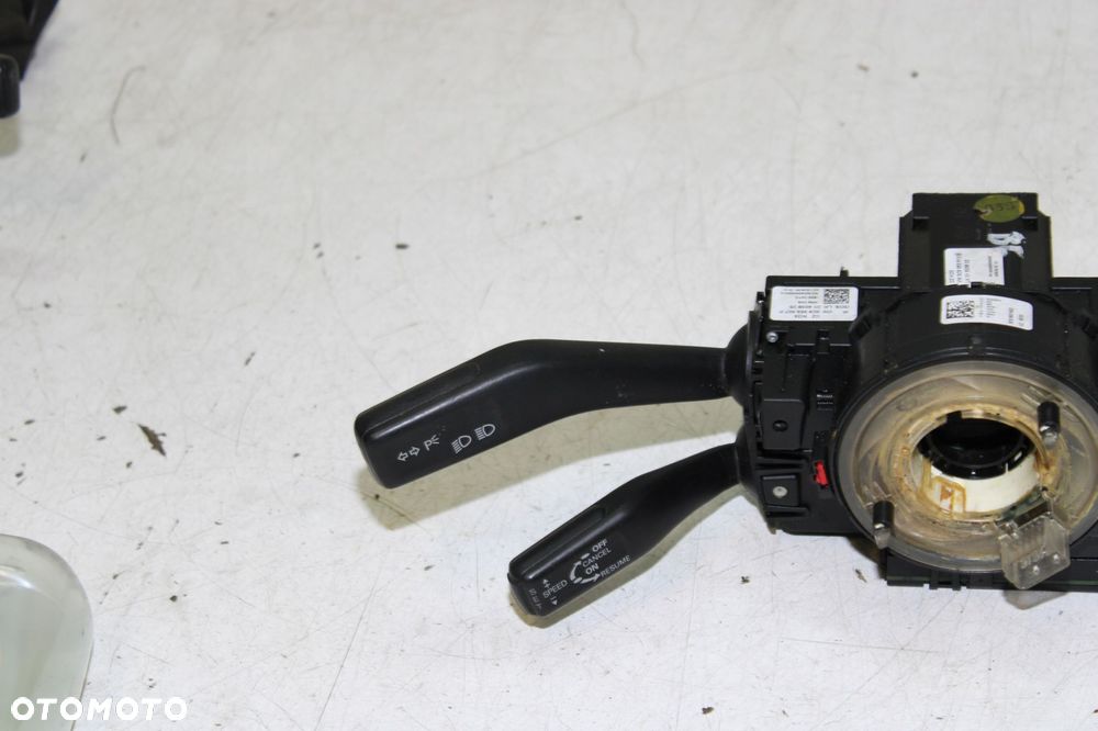 VW PASSAT B6 MANETKI PRZEŁĄCZNIK ZESPOLONY CZUJNIK KĄTA SKRĘTU 3C0953549E - 3