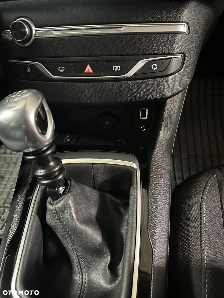 Peugeot 308 1.2 PureTech Active S&S - 4