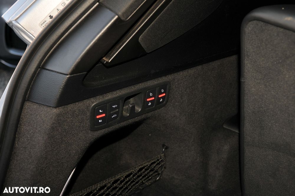 Audi Q7 3.0 50 TDI quattro Tiptronic S Line - 33