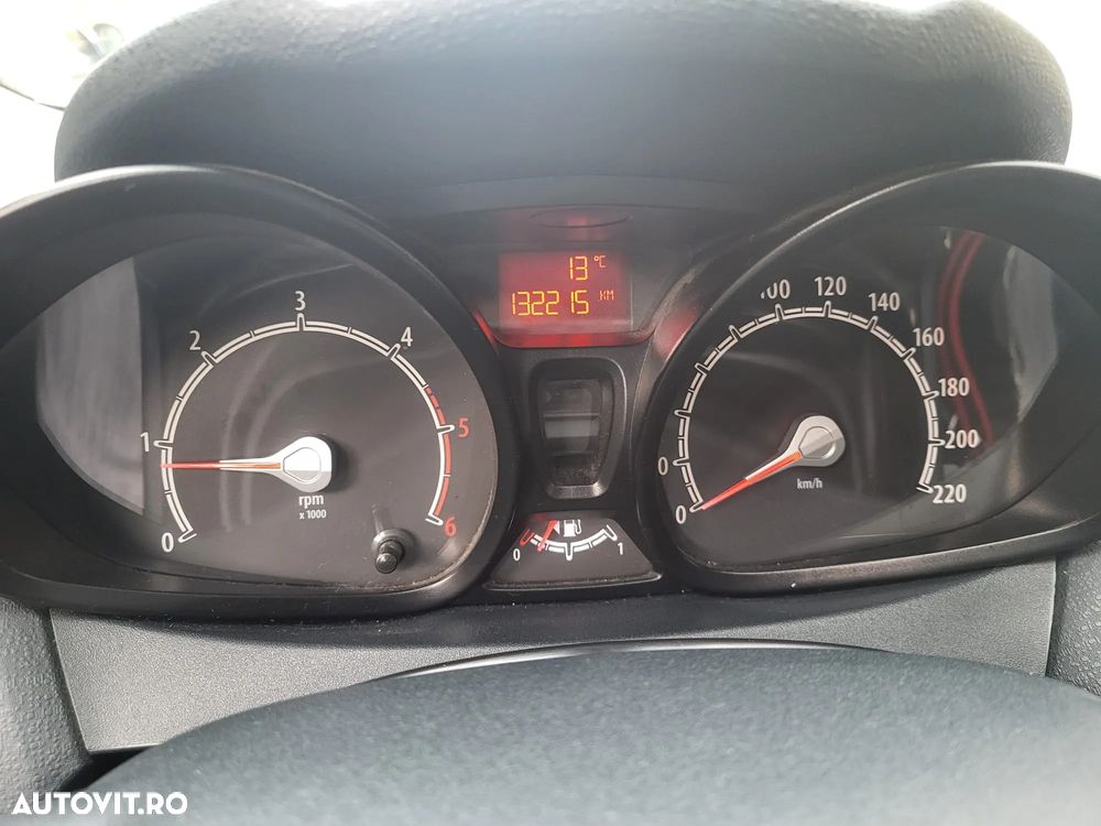 Ford Fiesta - 4