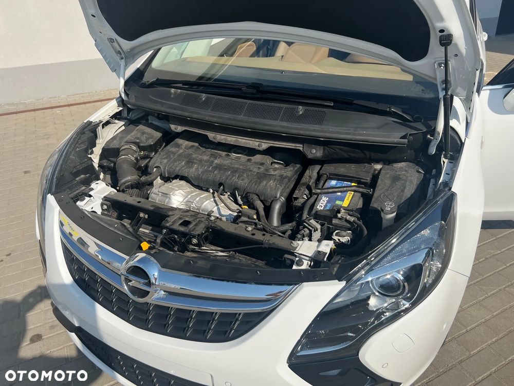 Opel Zafira 2.0 CDTI Cosmo - 11
