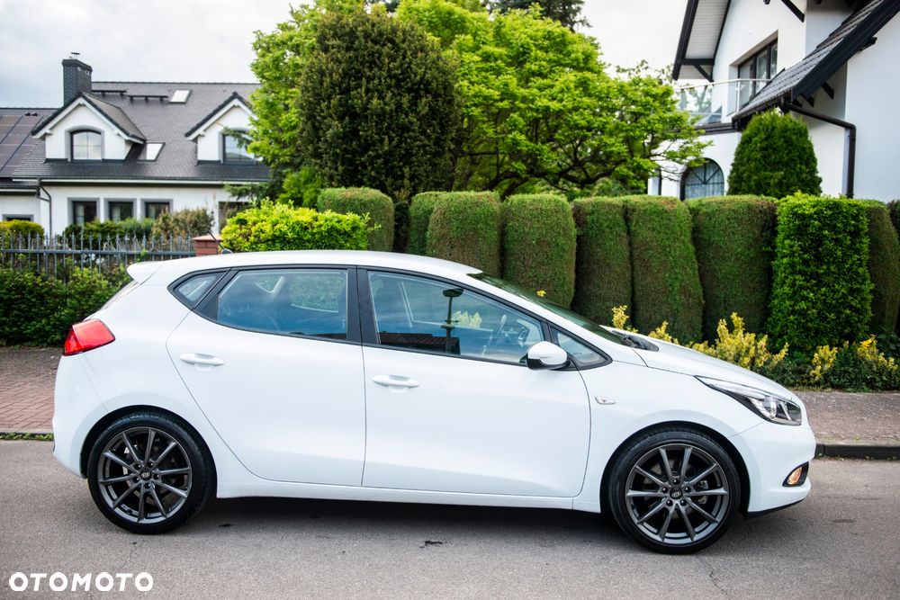 Kia Ceed 1.4 CVVT Vision - 12