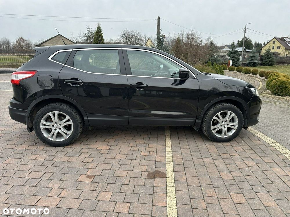 Nissan Qashqai - 11