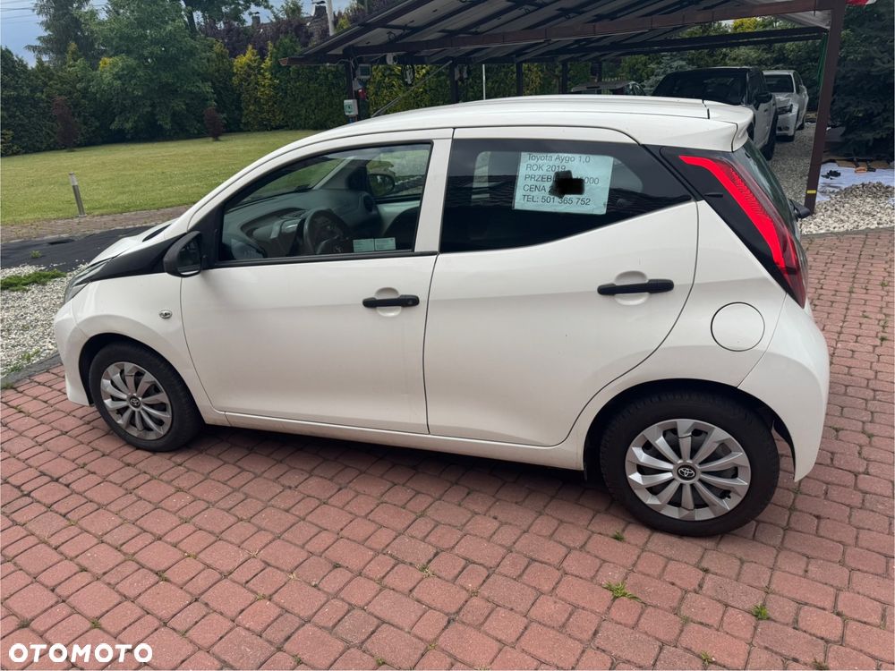 Toyota Aygo 1.0 VVT-i JBL Edition - 1