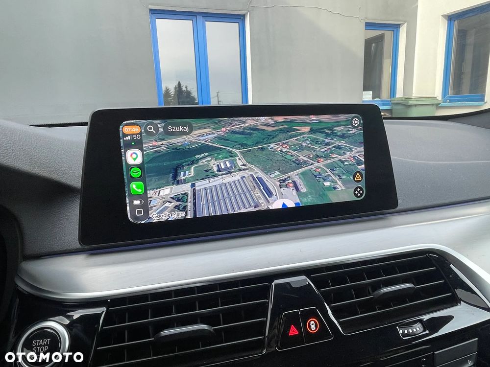 BMW Seria 5 530d xDrive M Sport sport - 36