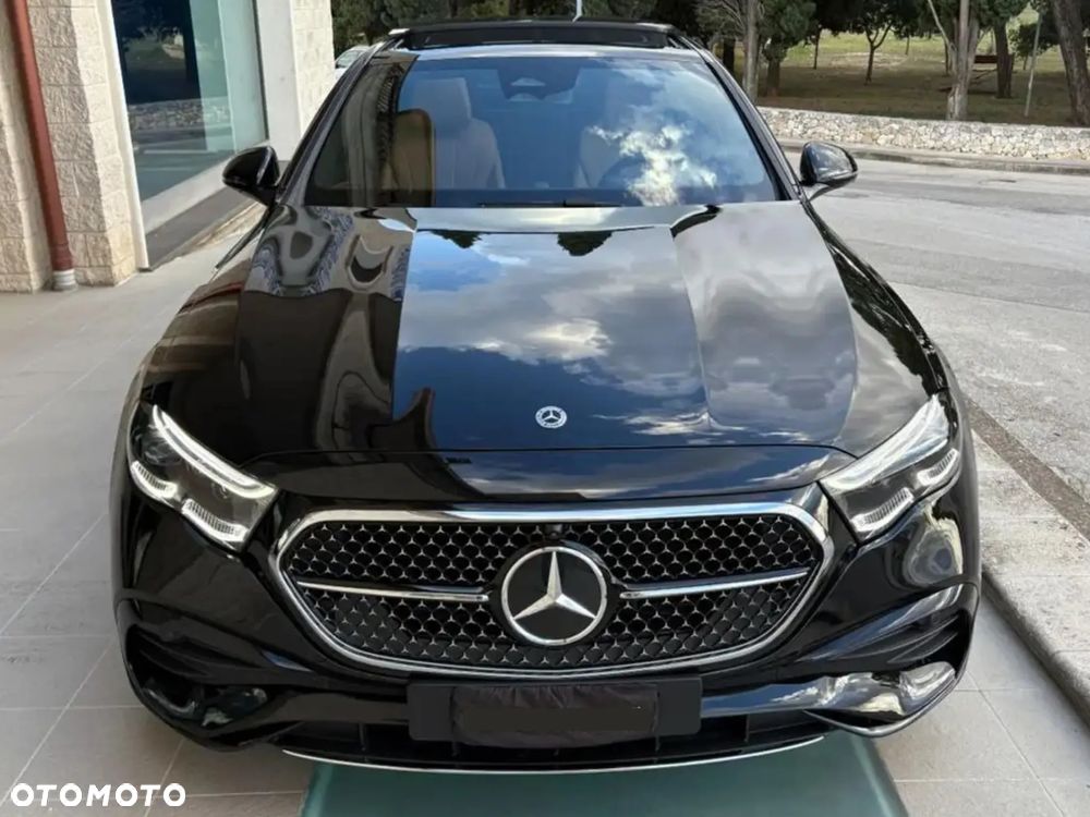 Mercedes-Benz Klasa E 220 d 4-Matic AMG - 2