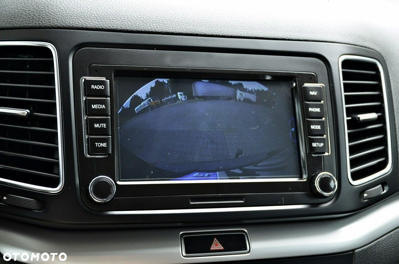 Volkswagen Sharan - 29