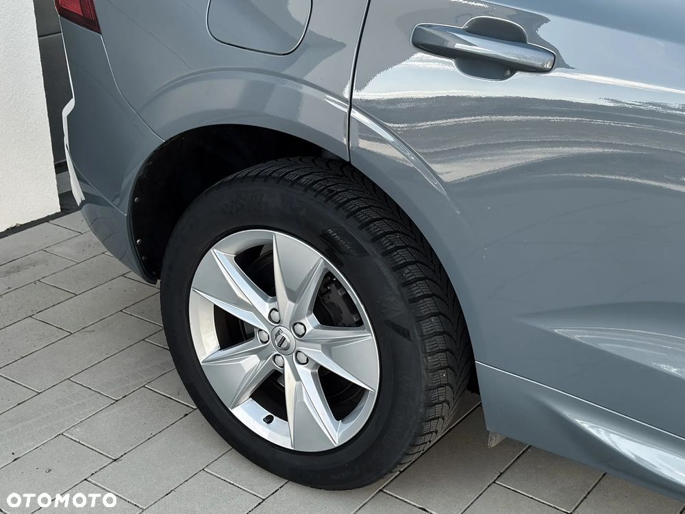 Volvo XC 60 B4 D AWD Core - 32