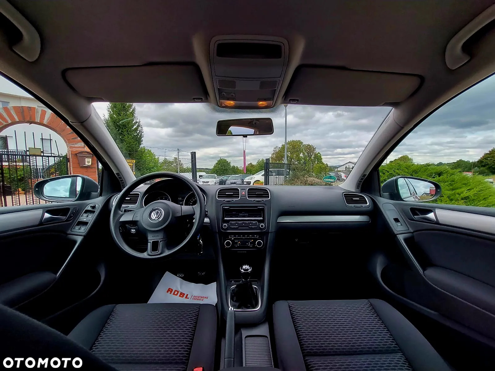 Volkswagen Golf 1.2 TSI BlueMotion Technology Comfortline - 25