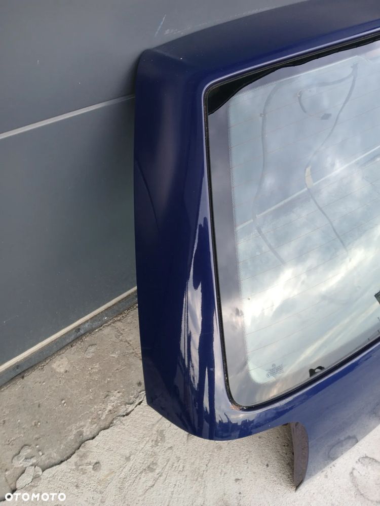 Klapa Bagażnika LA5E z Szybą Passat B5 Lift Kombi - 2