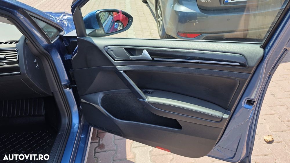 Volkswagen Golf 1.6 TDI BMT Highline - 12