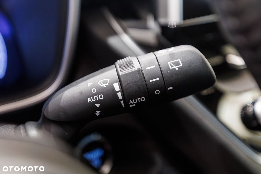 Toyota Corolla Cross - 32