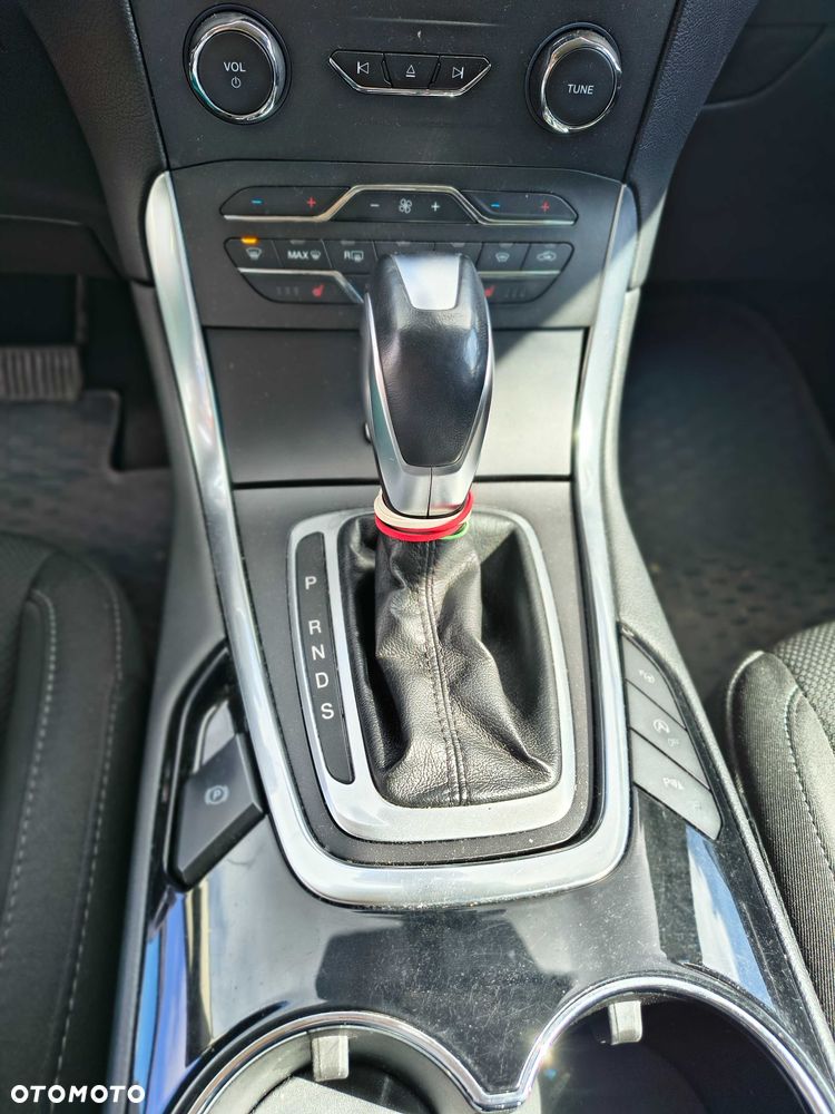Ford S-Max - 7