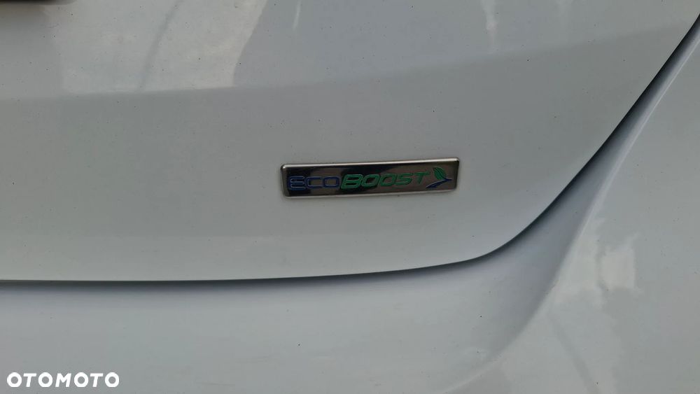 Ford Focus 1.5 EcoBoost ST-Line - 6