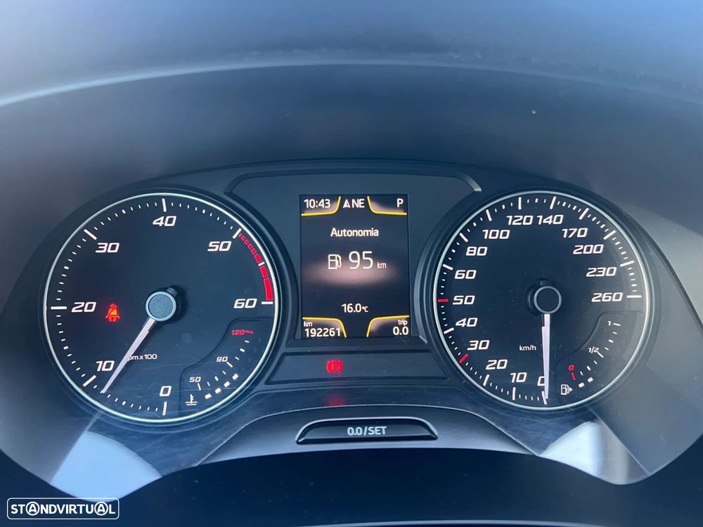SEAT Leon X-Perience 2.0 TDi DSG 4Drive - 33