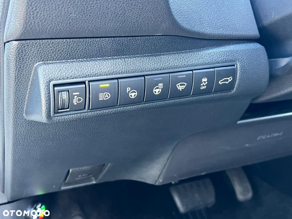 Toyota Corolla 1.8 Hybrid Executive - 20