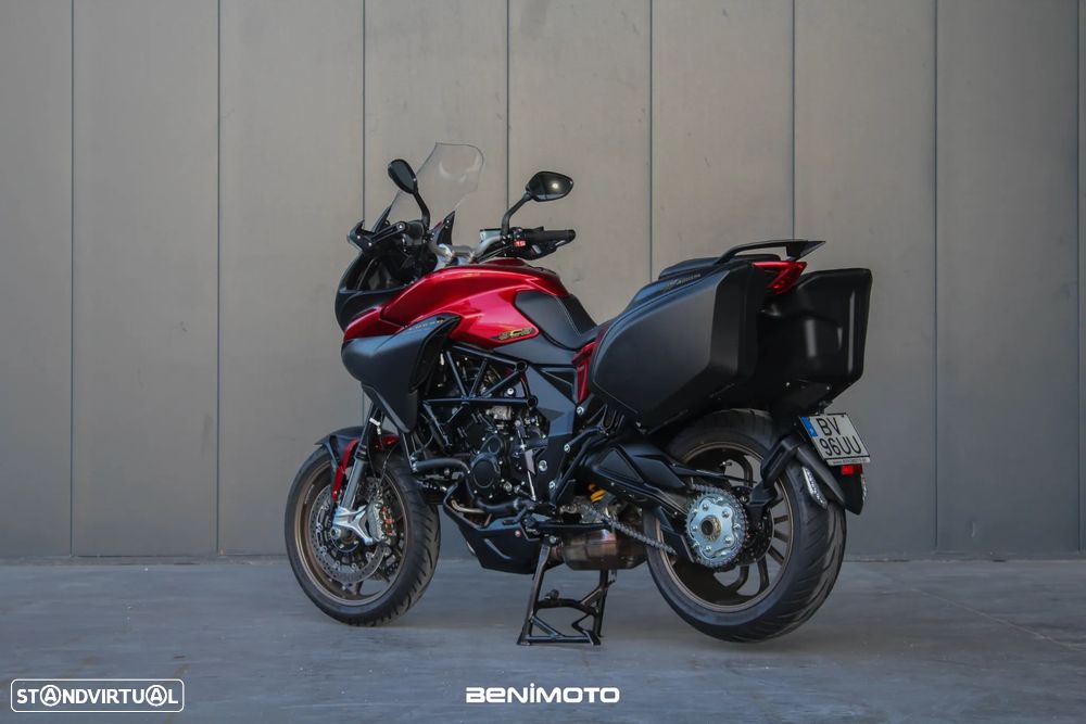 MV Agusta Turismo Veloce Lusso SCS - 5