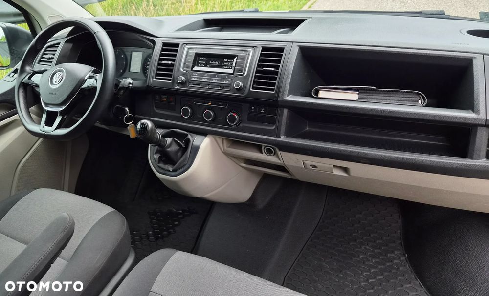 Volkswagen Transporter - 9