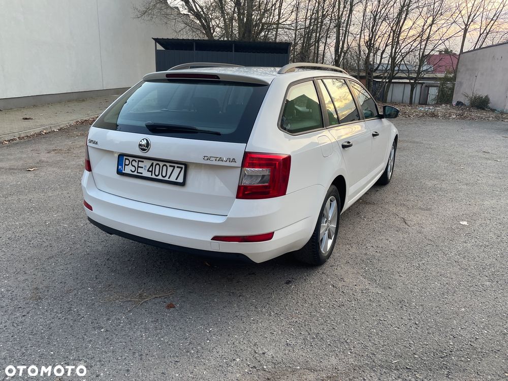 Skoda Octavia 1.6 TDI Ambition - 14