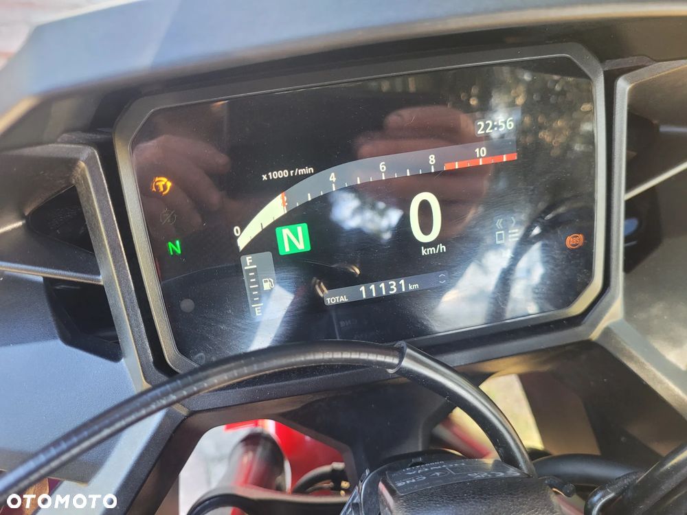 Honda CBR - 27