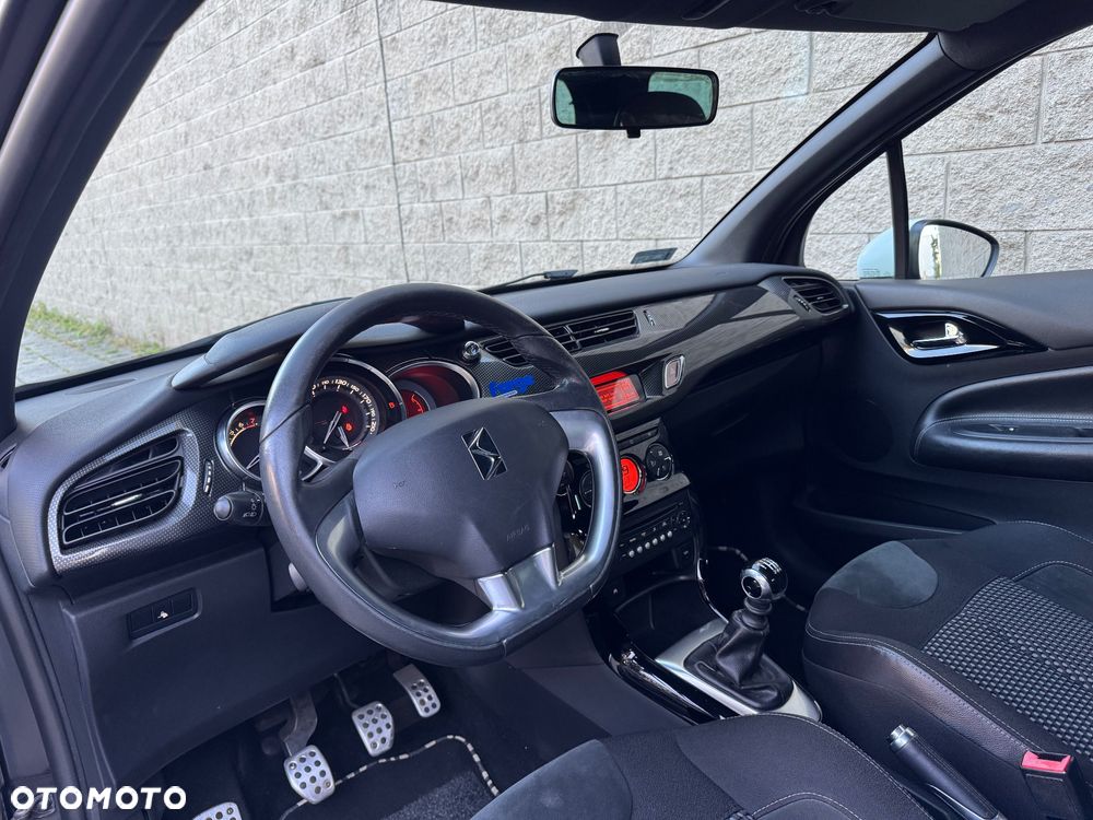 Citroën DS3 THP 155 SportChic - 15