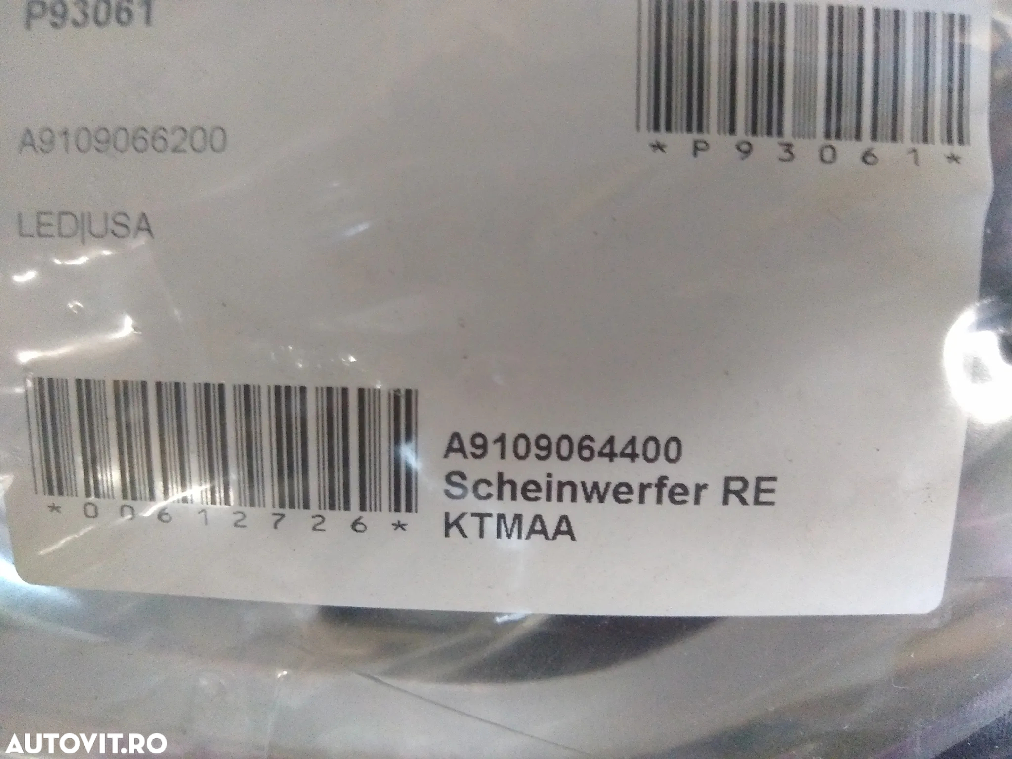 Far dreapta Mercedes W907 - 2