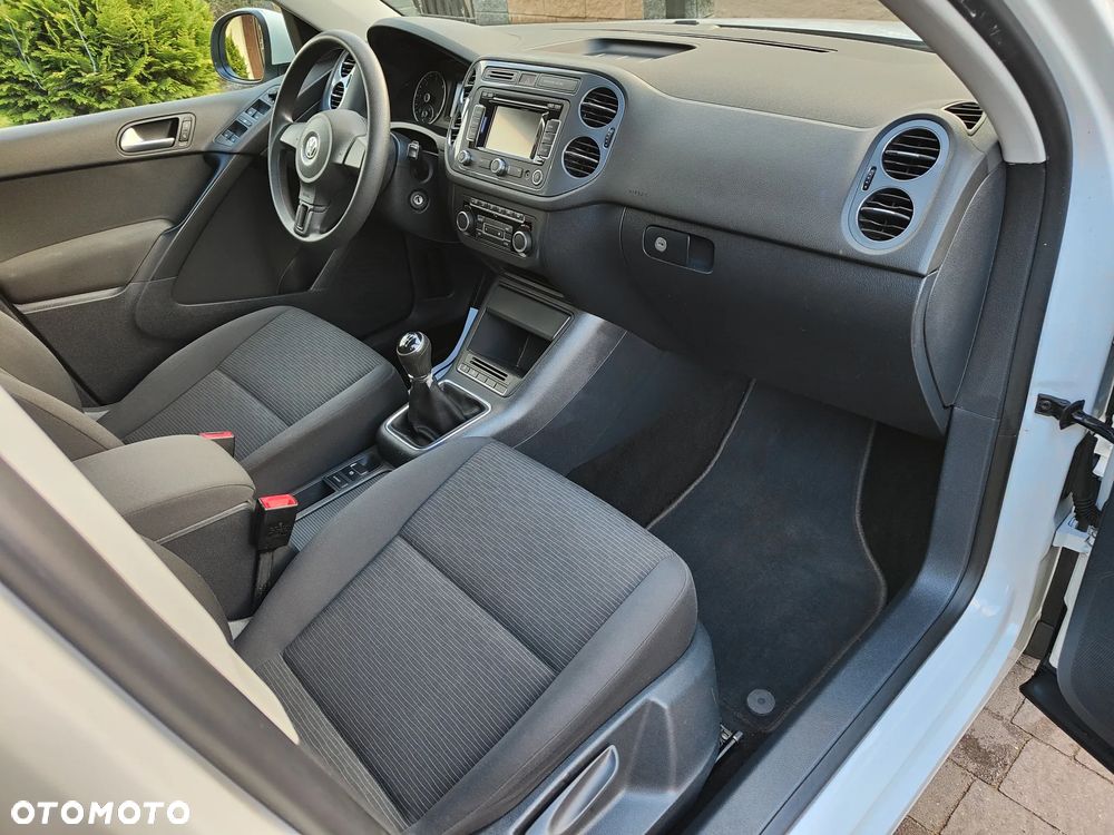 Volkswagen Tiguan 2.0 TDI DPF BlueMotion Technology Trend & Fun - 30