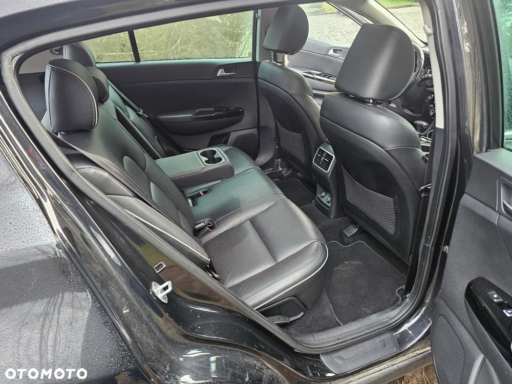 Kia Sportage 2.0 CRDI Business Line 4WD - 35