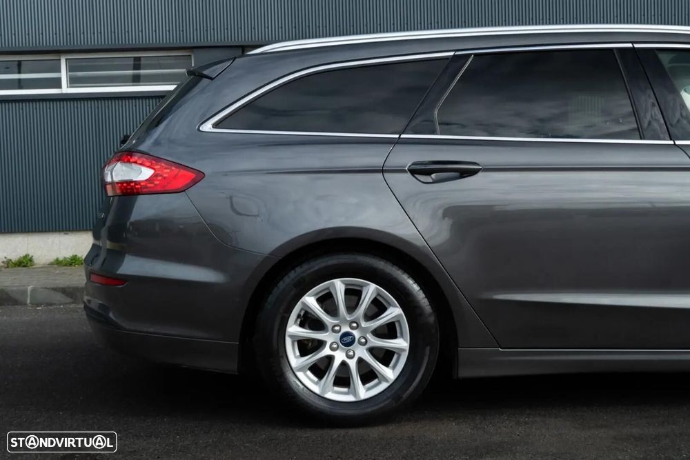 Ford Mondeo SW - 39