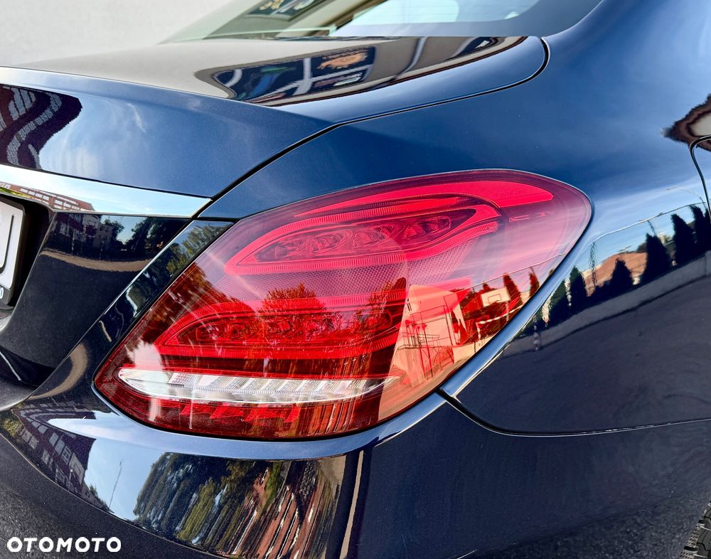 Mercedes-Benz Klasa C 200 (BlueTEC) d 7G-TRONIC Avantgarde - 19