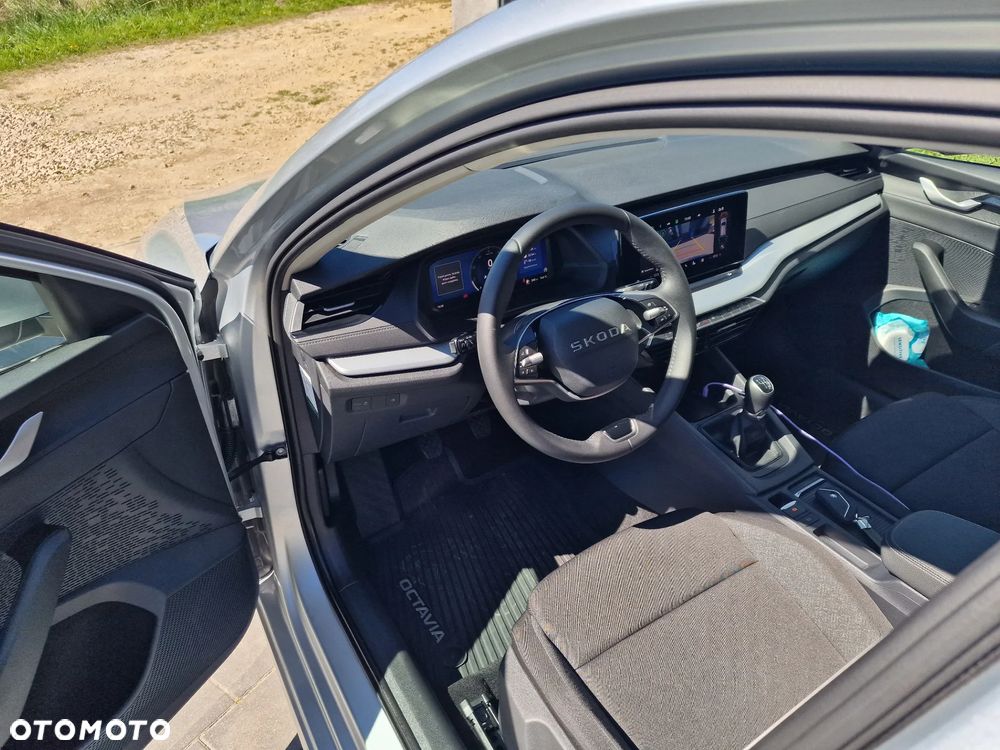 Skoda Octavia 1.5 TSI Edition 130 Essence - 8