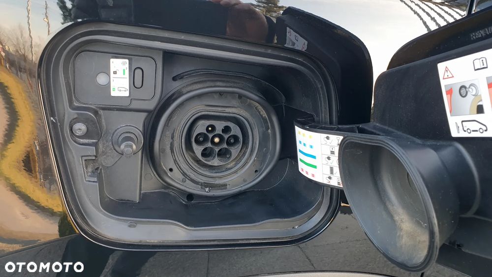 Renault Captur 1.6 E-TECH Plug-In Initiale Paris - 29