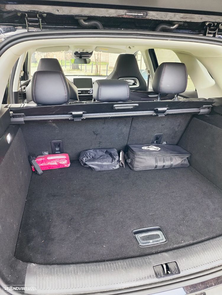 MG EHS 1.5 T-GDI Plug-in Hybrid Luxury - 13