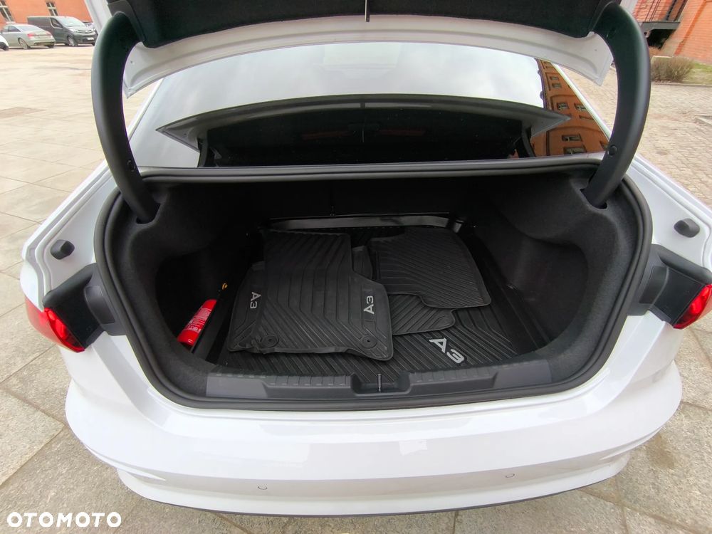 Audi A3 Limousine - 13