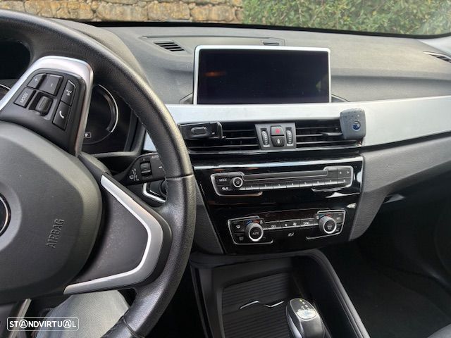 BMW X1 25 e xDrive xLine - 6