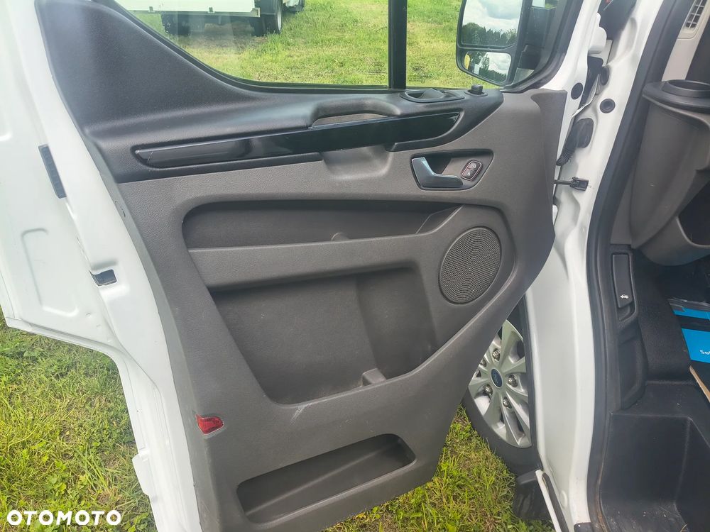 Ford Transit custom - 11