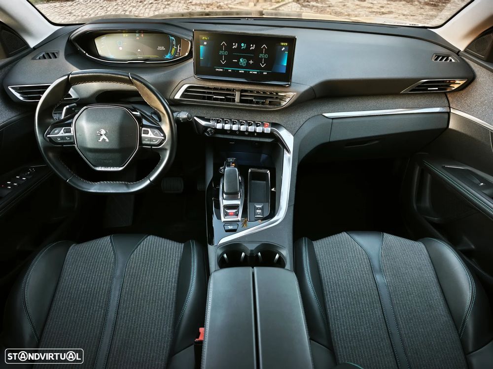 Peugeot 3008 - 11