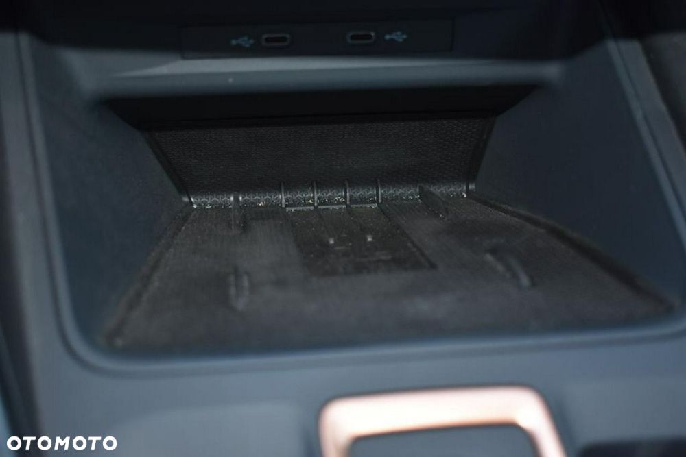 Cupra Leon 1.5 eTSI mHEV DSG - 19