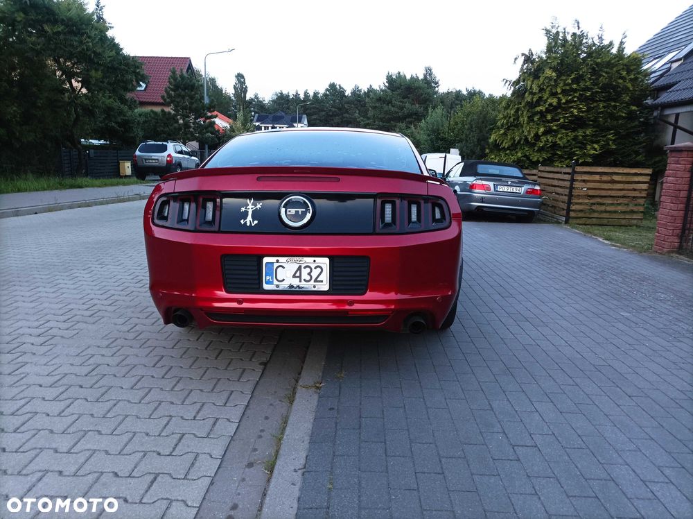 Ford Mustang - 3