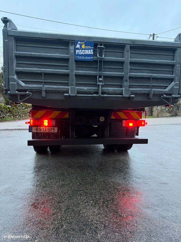 Mercedes Benz 1828 - 13