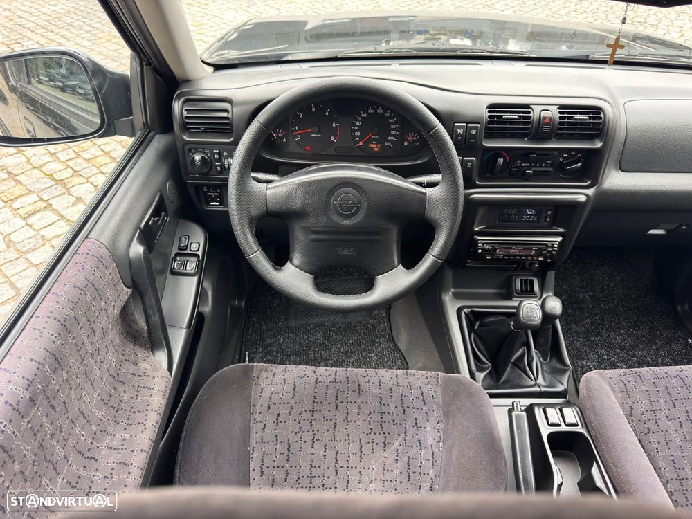 Opel Frontera 2.2 DTi Sport RS - 15