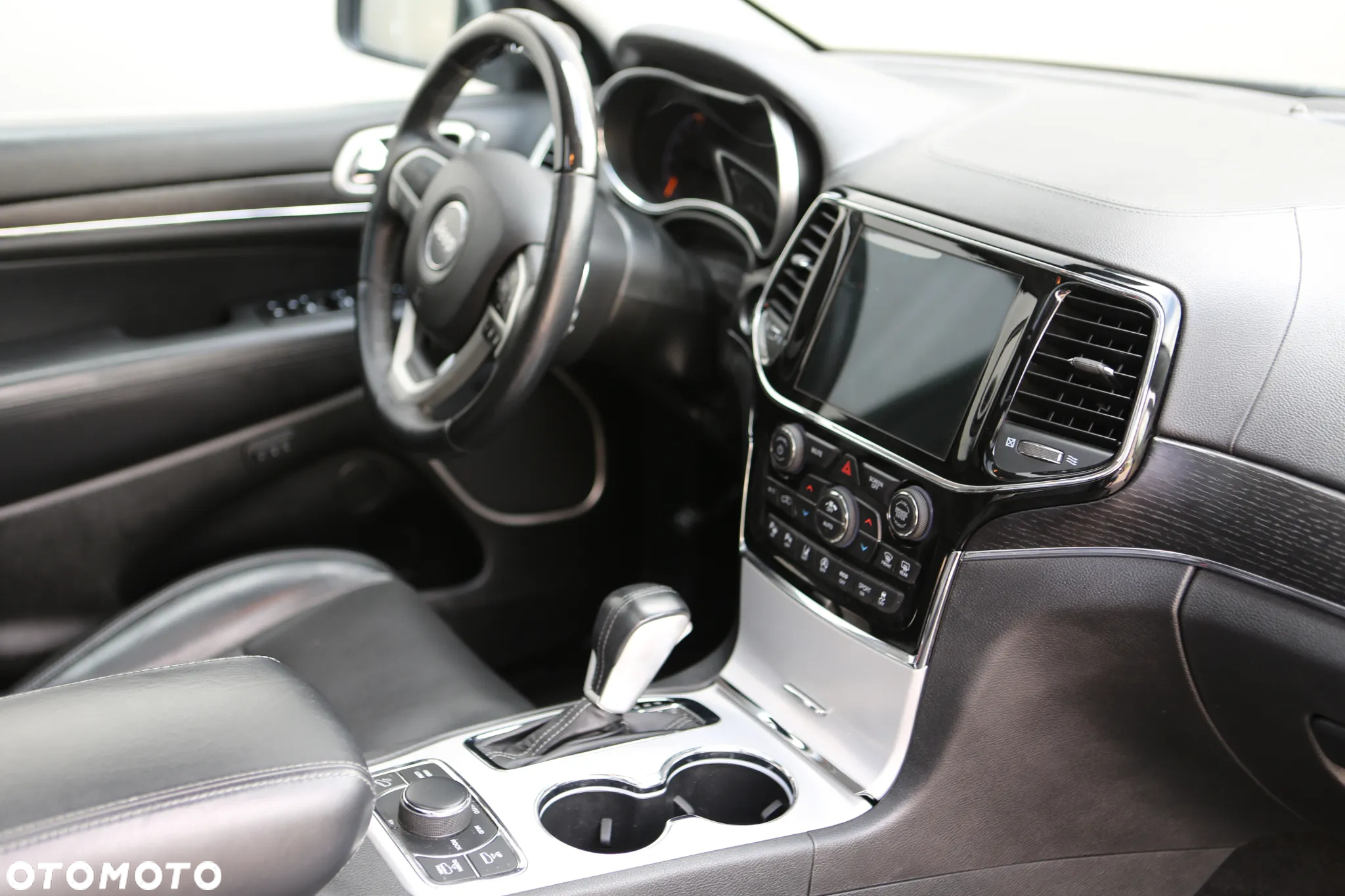 Jeep Grand Cherokee 3.0 CRD Summit - 24