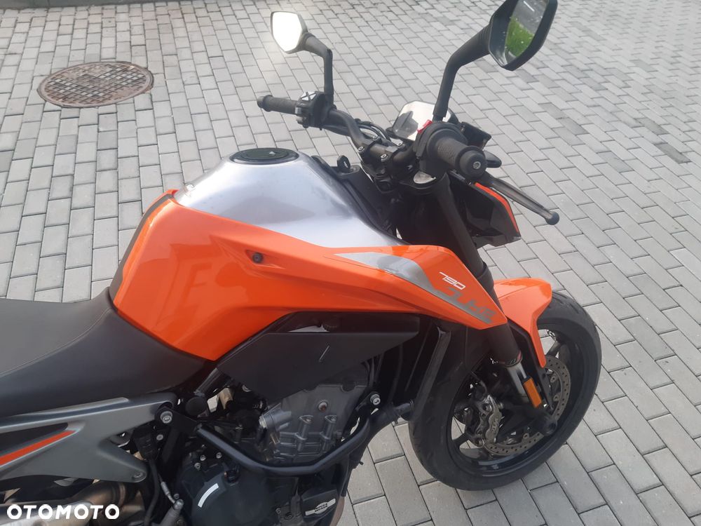 KTM Duke - 10
