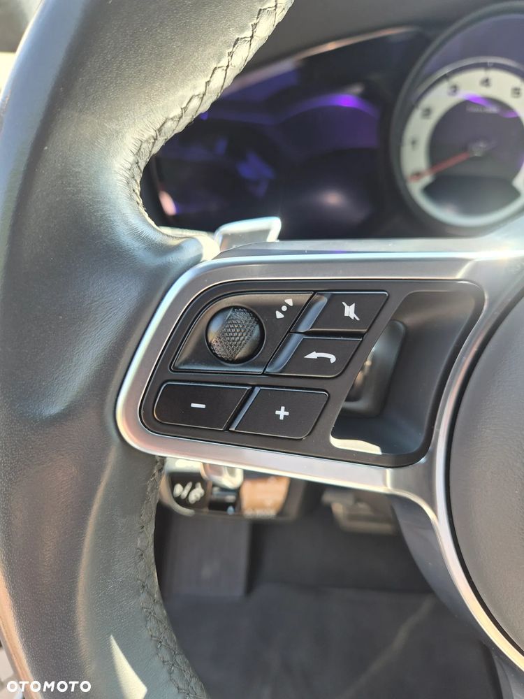 Porsche Cayenne S Platinum Edition - 35