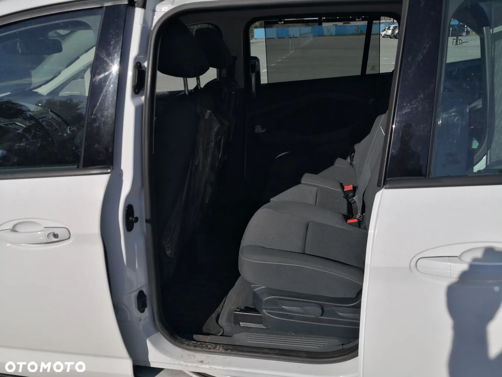 Ford C-MAX - 8