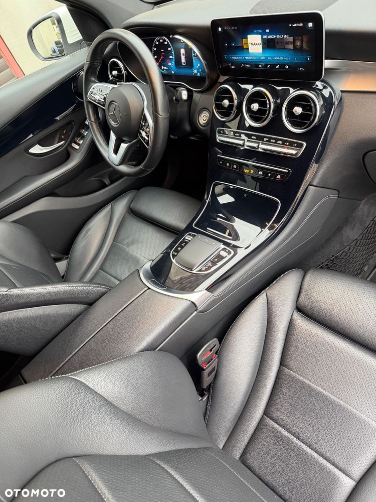 Mercedes-Benz GLC 300 d 4Matic 9G-TRONIC - 14
