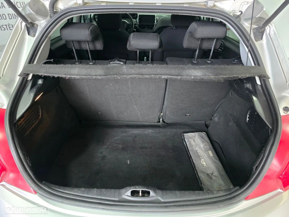 Peugeot 208 1.4 HDi Active - 19