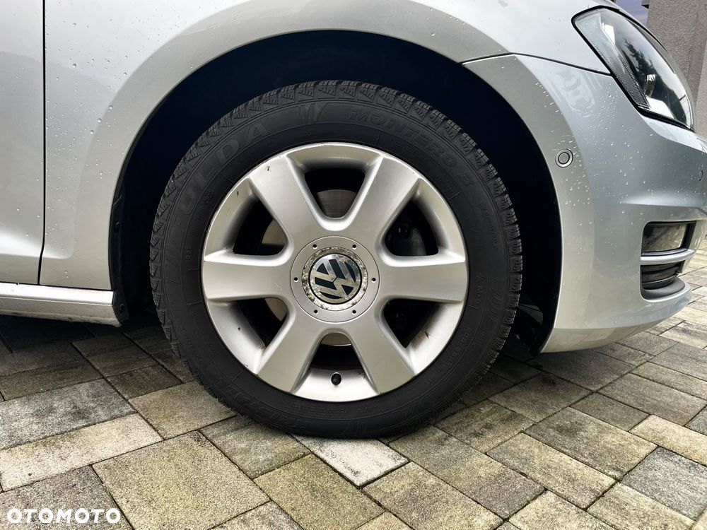 Volkswagen Golf 1.6 TDI BlueMotion Technology Cup - 6