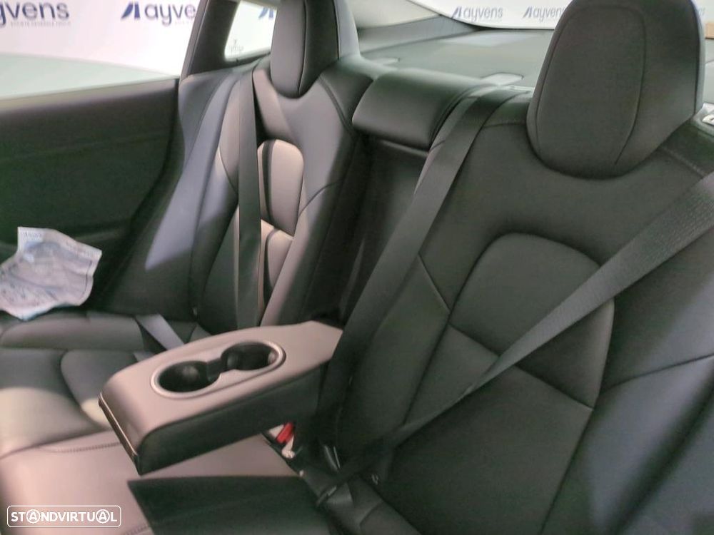 Tesla Model 3 Long-Range Dual Motor AWD - 9